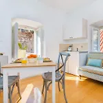 Hidden Gem Old Town Apartments By Irundo