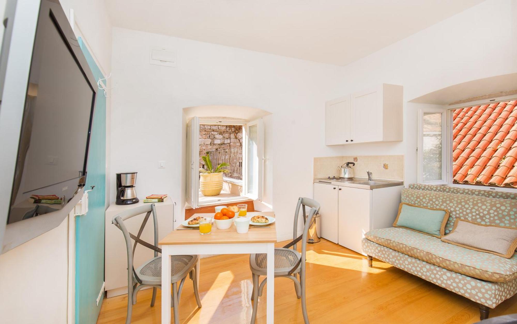 Hidden Gem Old Town By Irundo Apartment