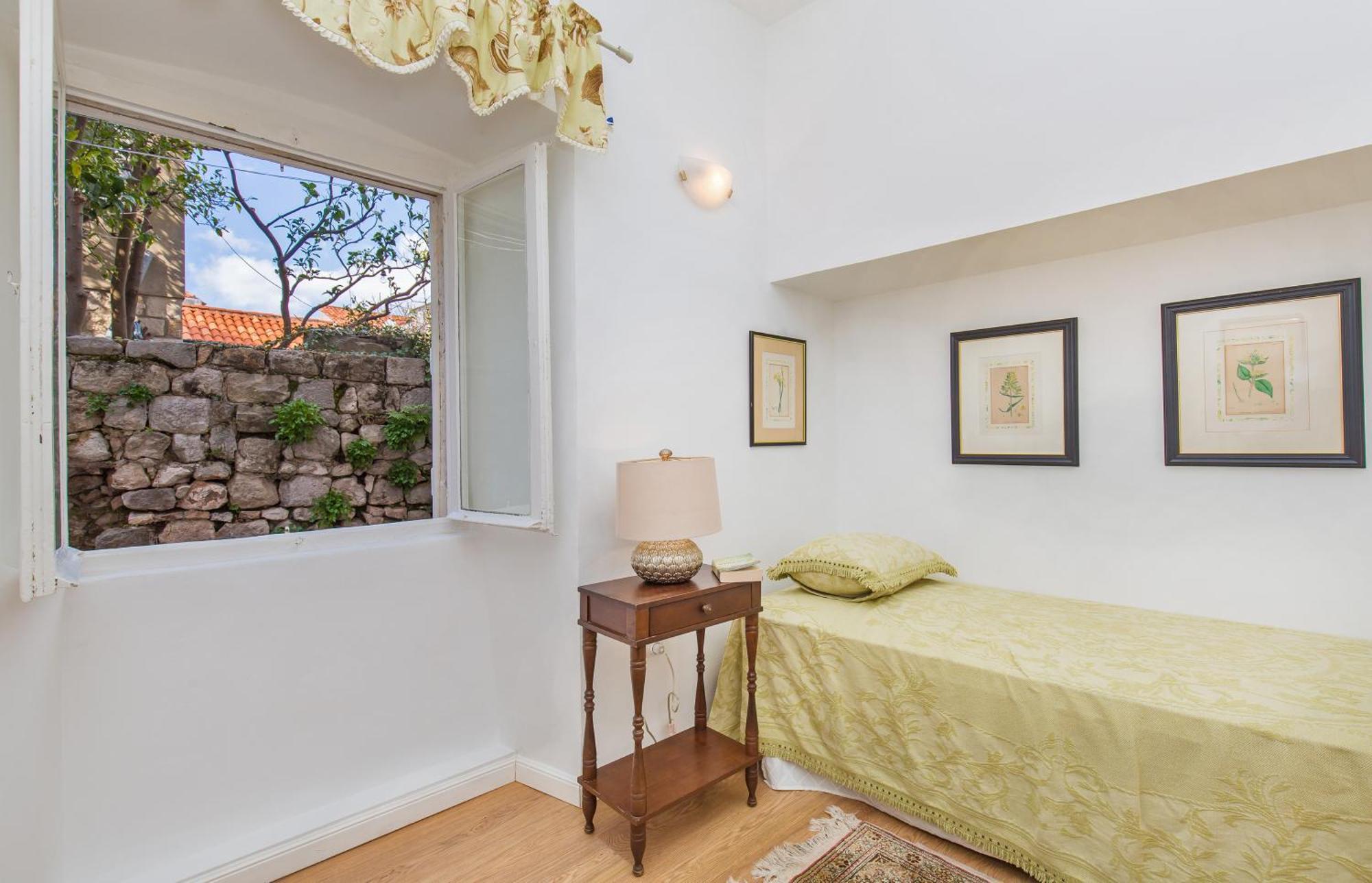 Hidden Gem Old Town By Irundo Apartment